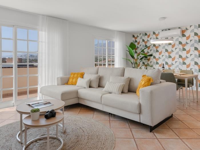Obsidian Vacation Rentals - Apartments Arona